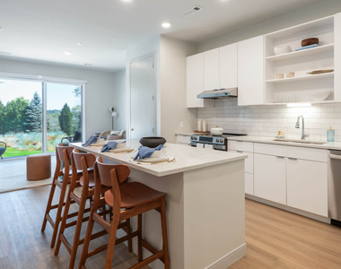 200 Quannapowitt Parkway - Photo Thumbnail 8