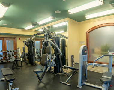 6210 Belcrest Road - Photo Thumbnail 25