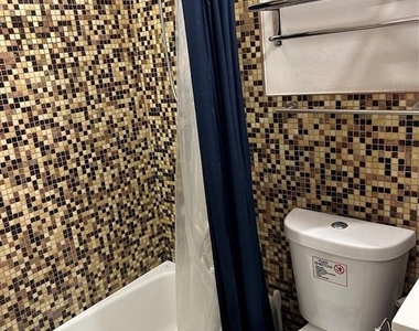 909 Ne 23rd Dr - Photo Thumbnail 13