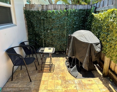 909 Ne 23rd Dr - Photo Thumbnail 21