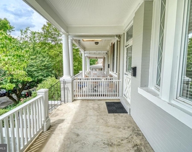 1821 Kilbourne Place Nw - Photo Thumbnail 2