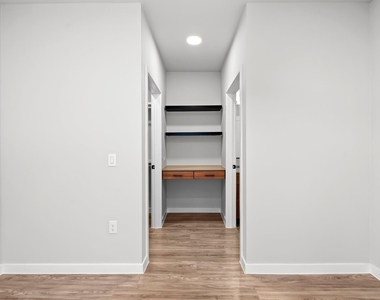 4510 Terry-o Ln - Photo Thumbnail 16