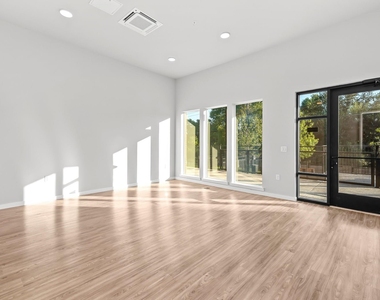 4510 Terry-o Ln - Photo Thumbnail 4