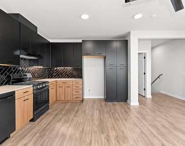 4510 Terry-o Ln - Photo Thumbnail 13