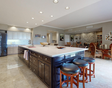 7987 Hollyridge Road - Photo Thumbnail 39