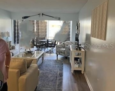 105 Island Way - Photo Thumbnail 9