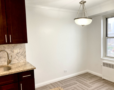 747 10th Avenue - Photo Thumbnail 8
