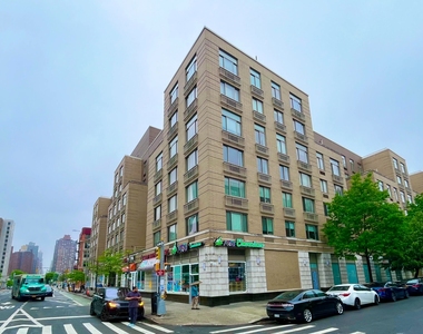 1st Avenue - Photo Thumbnail 0