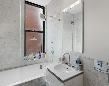 West 70th Street - Photo Thumbnail 1