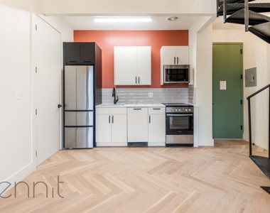 179 Meserole Street - Photo Thumbnail 5
