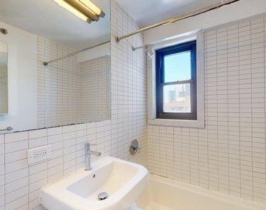 East 39th Street - Photo Thumbnail 5