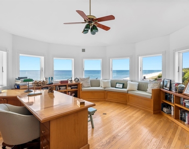390 Old Montauk Highway - Photo Thumbnail 30