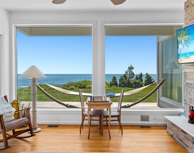 390 Old Montauk Highway - Photo Thumbnail 16