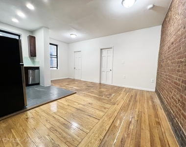 555 W 151st Street - Photo Thumbnail 1