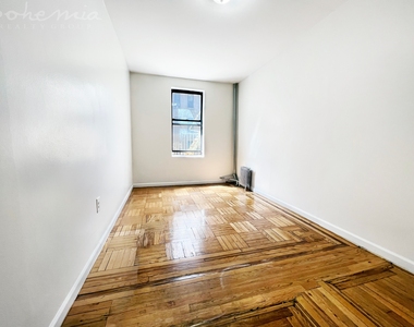 555 W 151st Street - Photo Thumbnail 2