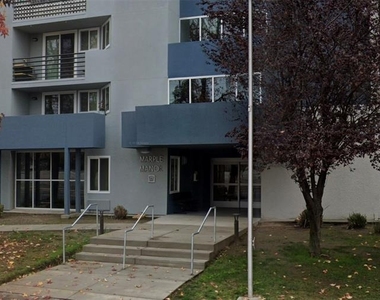530 Coffee Rd - Photo Thumbnail 3