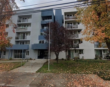 530 Coffee Rd - Photo Thumbnail 2