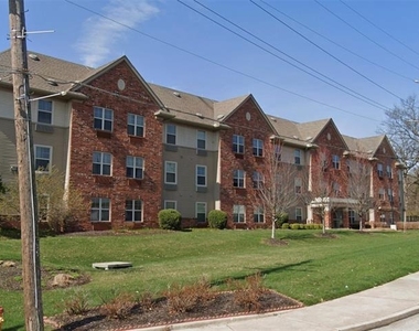7550 Page Ave - Photo Thumbnail 5
