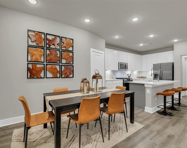 21015 Bay Village Drive - Photo Thumbnail 6