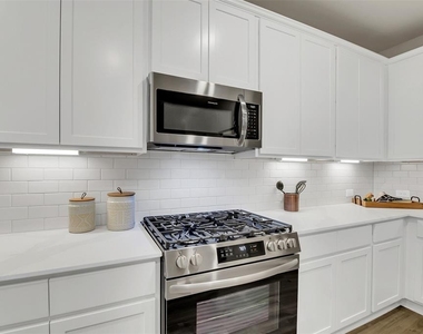 21015 Bay Village Drive - Photo Thumbnail 21