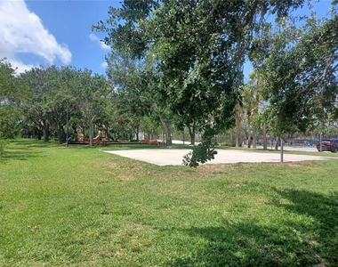 120 Causeway Boulevard - Photo Thumbnail 19