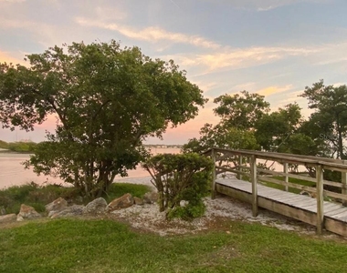 120 Causeway Boulevard - Photo Thumbnail 24