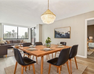 6219 Palma Del Mar Boulevard S - Photo Thumbnail 2