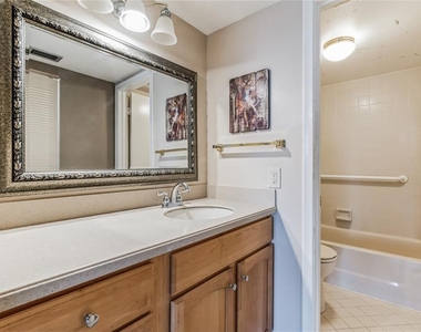 6219 Palma Del Mar Boulevard S - Photo Thumbnail 19