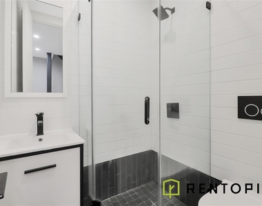555 Grand Street - Photo Thumbnail 5