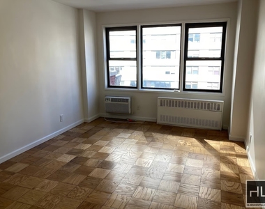 East 36 Street - Photo Thumbnail 0