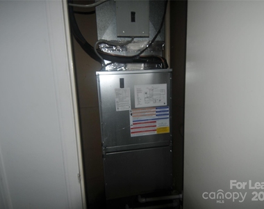 9500 L Shannon Green Drive - Photo Thumbnail 14