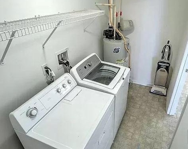 2940 Barley Circle - Photo Thumbnail 19