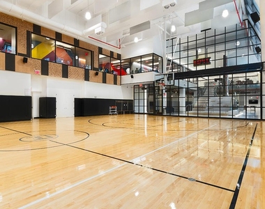West 57th Street, Unit 427 - Photo Thumbnail 3