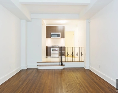 West 113th Street - Photo Thumbnail 2