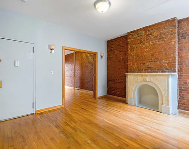 2267 1st Avenue - Photo Thumbnail 2