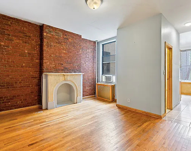 2267 1st Avenue - Photo Thumbnail 0