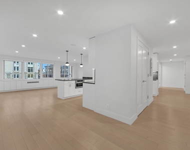 Park Avenue - Photo Thumbnail 13