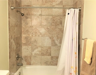 735 Alabama Street - Photo Thumbnail 16