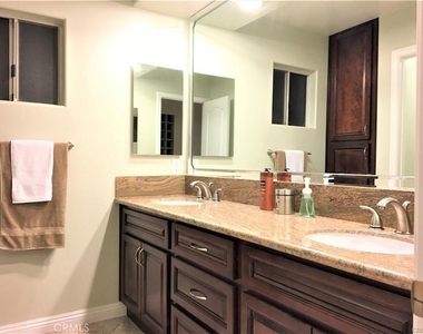 735 Alabama Street - Photo Thumbnail 22