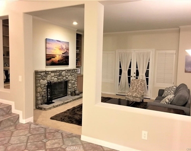 735 Alabama Street - Photo Thumbnail 4