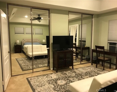 735 Alabama Street - Photo Thumbnail 9