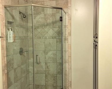 735 Alabama Street - Photo Thumbnail 11