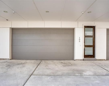 2203 Moser Avenue - Photo Thumbnail 1