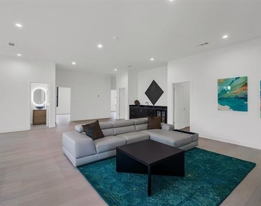 3737 Cortez Drive - Photo Thumbnail 23