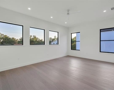 3737 Cortez Drive - Photo Thumbnail 26