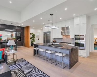 3737 Cortez Drive - Photo Thumbnail 2