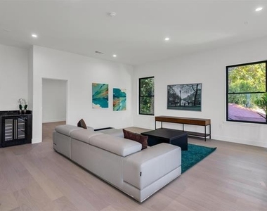 3737 Cortez Drive - Photo Thumbnail 22