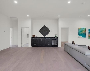 3737 Cortez Drive - Photo Thumbnail 25