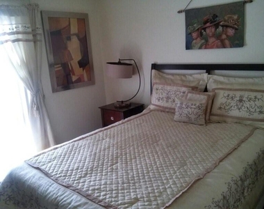 1801 N Broadway Ave - Photo Thumbnail 7