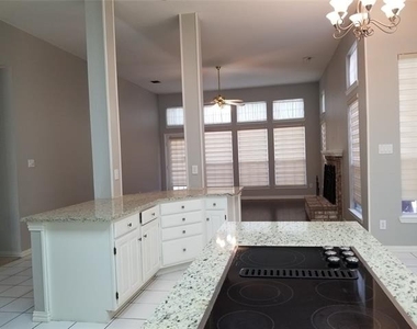 3620 Field Stone Drive - Photo Thumbnail 11